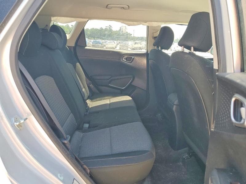 2021 KIA SOUL S S 11