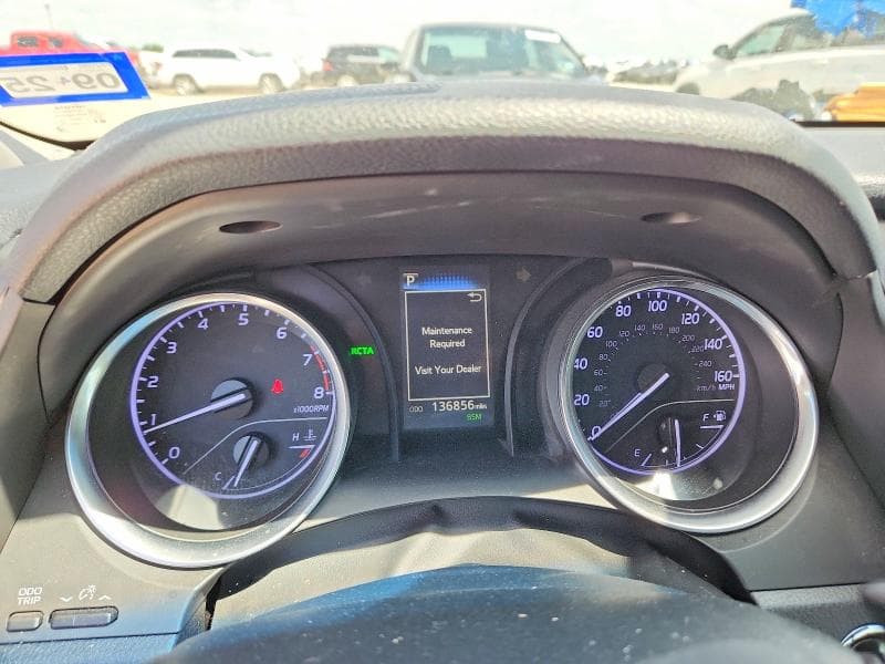 2018 TOYOTA CAMRY SE SE 9