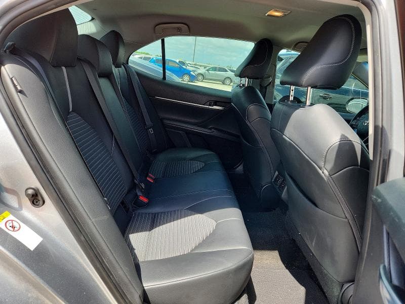 2018 TOYOTA CAMRY SE SE 10
