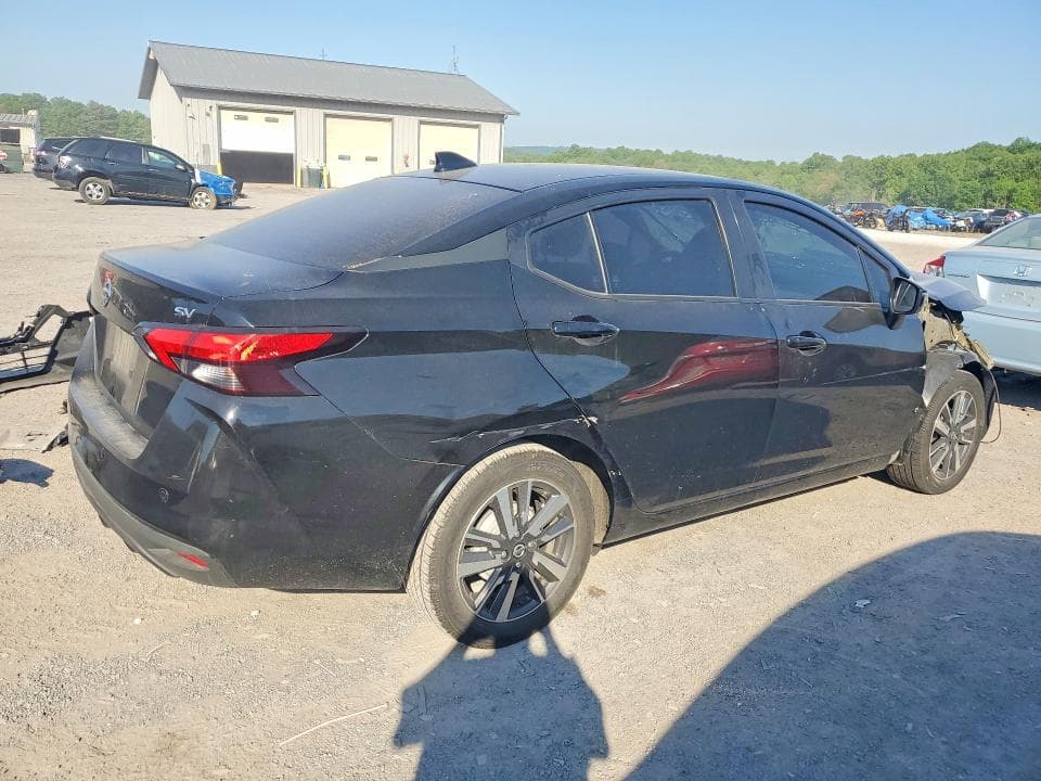 2021 NISSAN VERSA SV 3