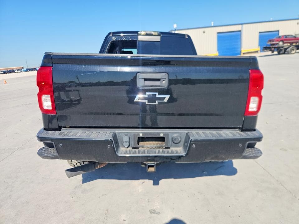 2018 CHEVROLET SILVERADO K1500 LTZ 6