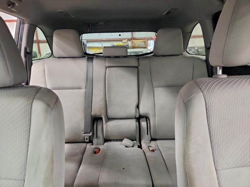 2019 TOYOTA HIGHLANDER LE 10