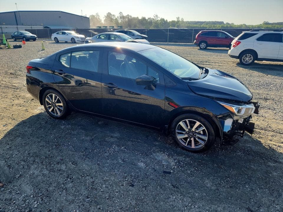 2024 NISSAN VERSA SV SV 4