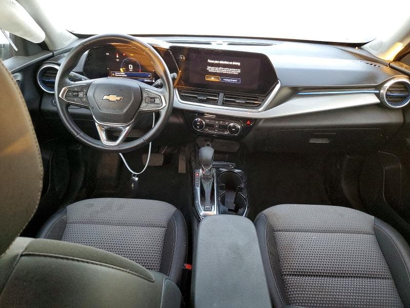 2024 CHEVROLET TRAX 1LT 8