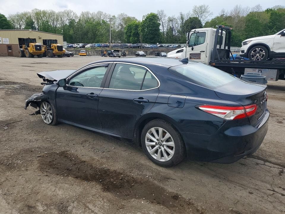 2020 TOYOTA CAMRY LE 2