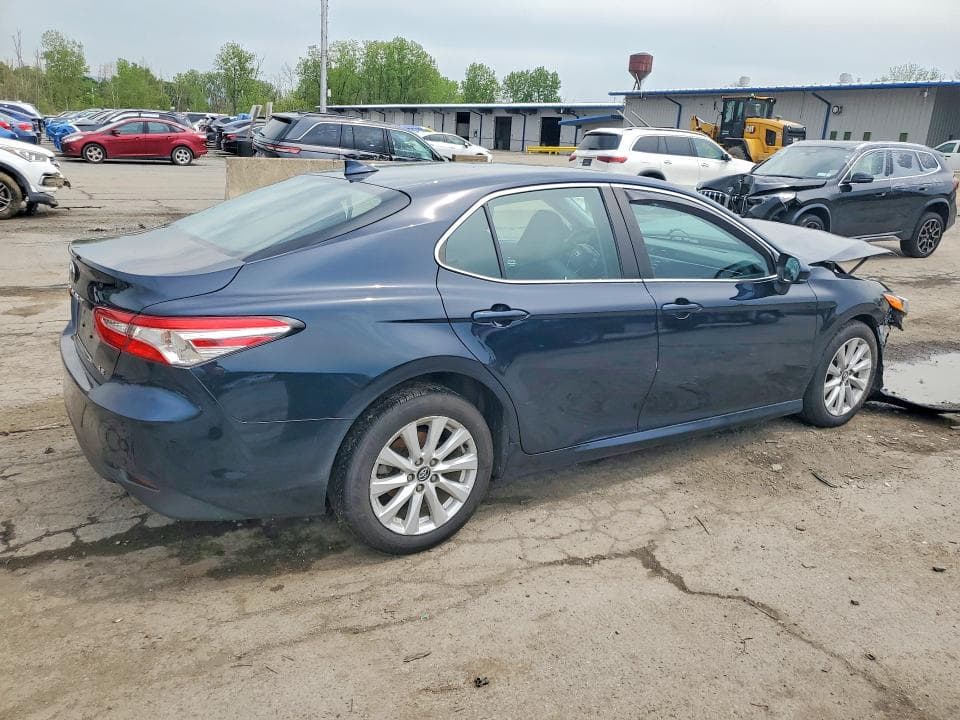 2020 TOYOTA CAMRY LE 3