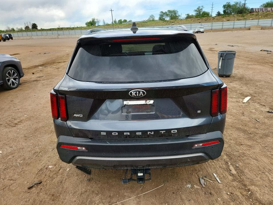 2021 KIA SORENTO S 6