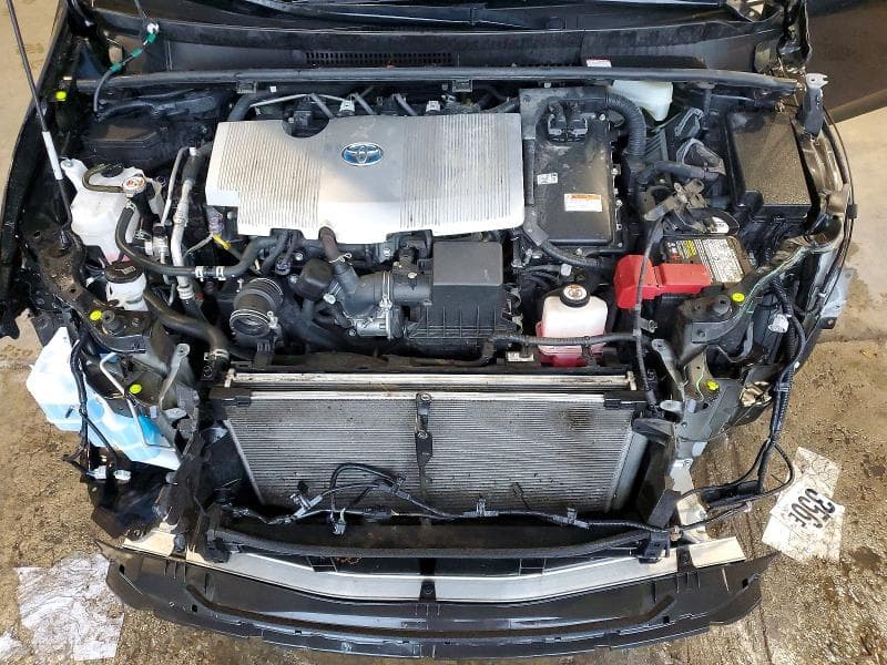 2021 TOYOTA PRIUS LE 12