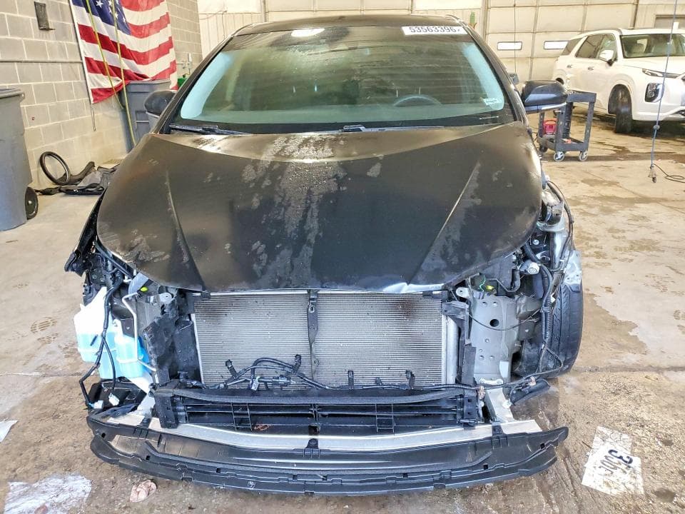 2021 TOYOTA PRIUS LE 5