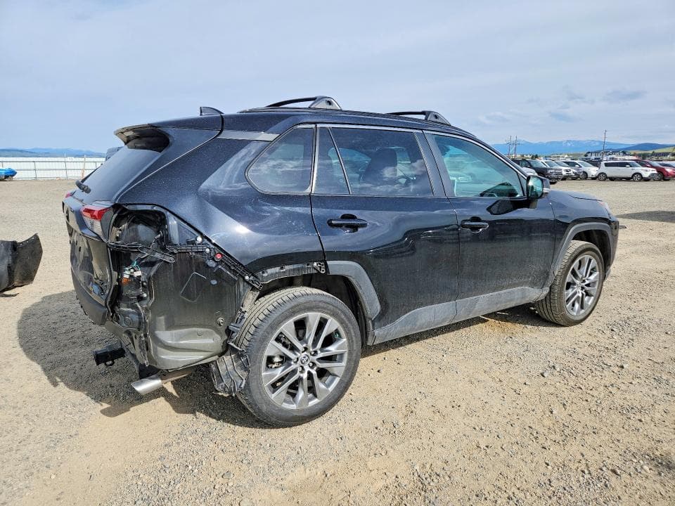 2023 TOYOTA RAV4 XLE PREMIUM XLE PREMIUM 3