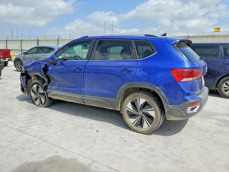 2024 VOLKSWAGEN TAOS SE 2