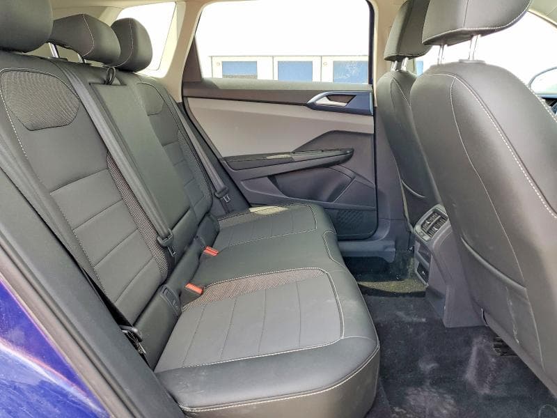 2024 VOLKSWAGEN TAOS SE 11