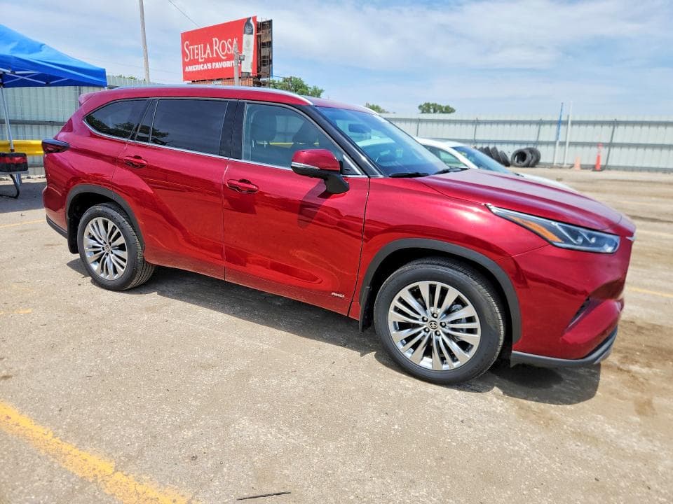 2026 TOYOTA HIGHLANDER HYBRID PLATINUM PLATINUM 4