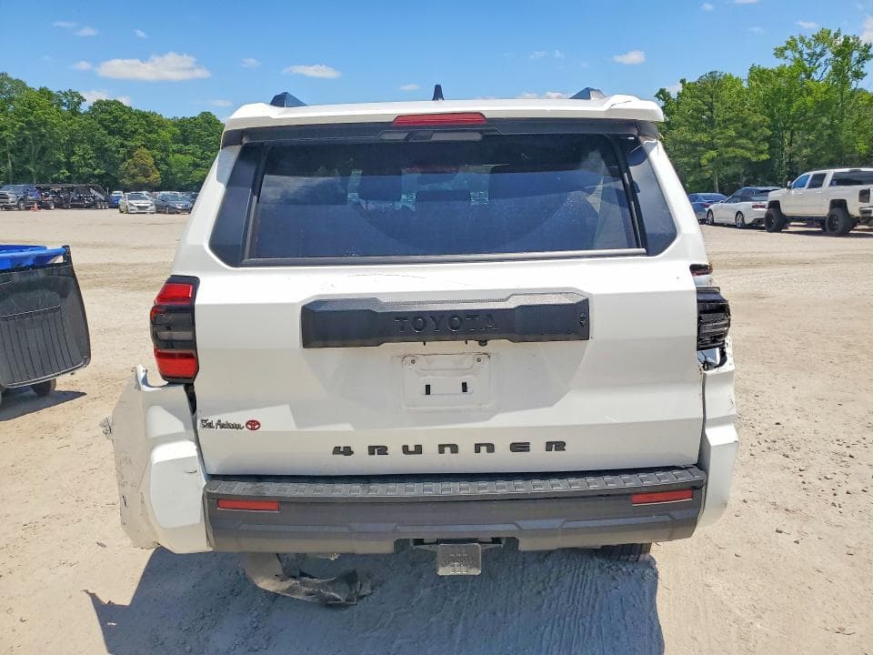 2025 TOYOTA 4RUNNER SR5 6