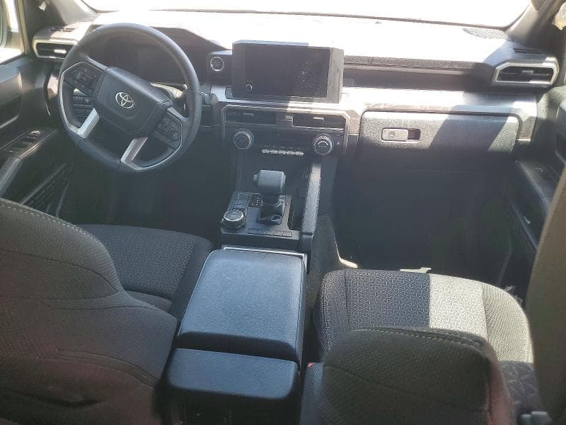 2025 TOYOTA 4RUNNER SR5 8