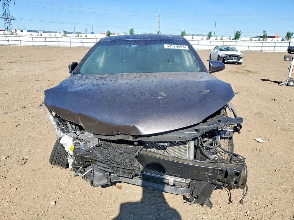 2017 TOYOTA CAMRY SE 5