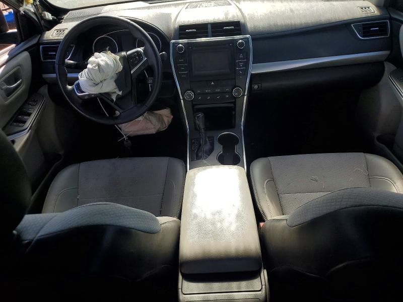 2017 TOYOTA CAMRY SE 8