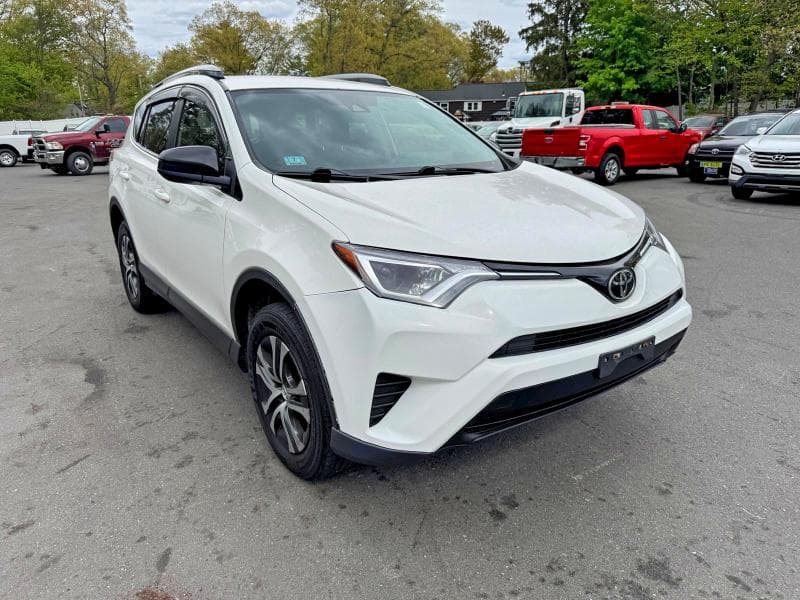 2018 TOYOTA RAV4 LE LE 5