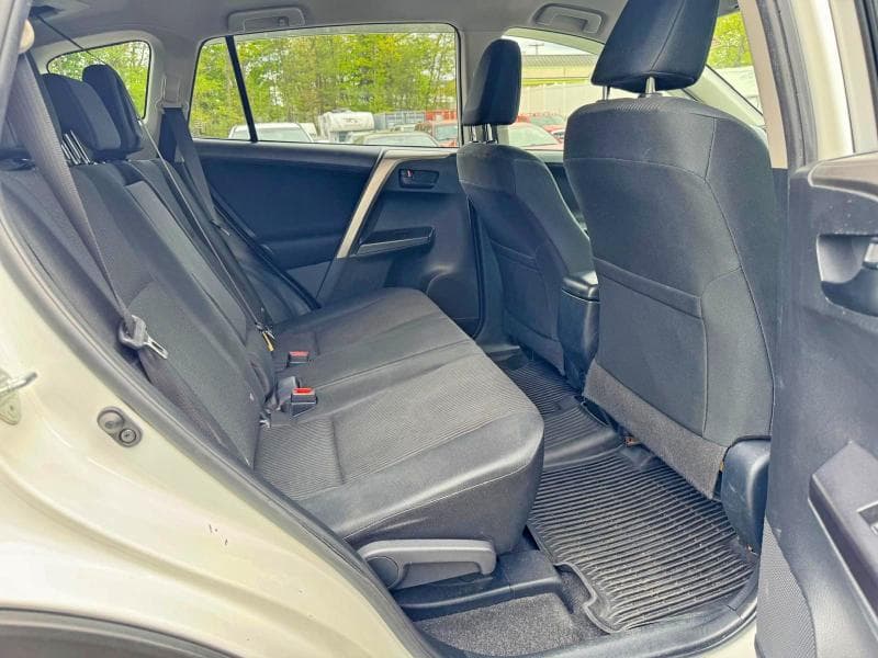 2018 TOYOTA RAV4 LE LE 10