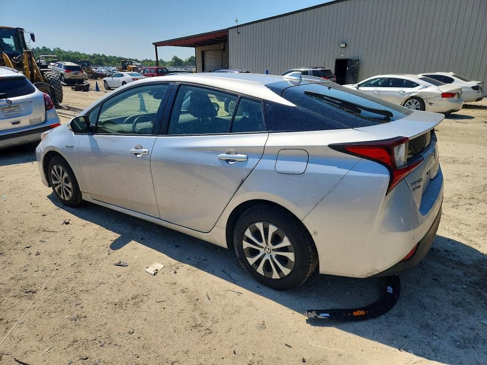 2019 TOYOTA PRIUS XLE AWD-E 2