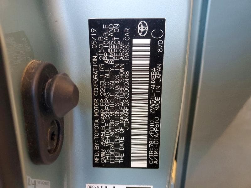 2019 TOYOTA PRIUS LE 12