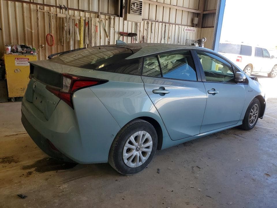 2019 TOYOTA PRIUS LE 3