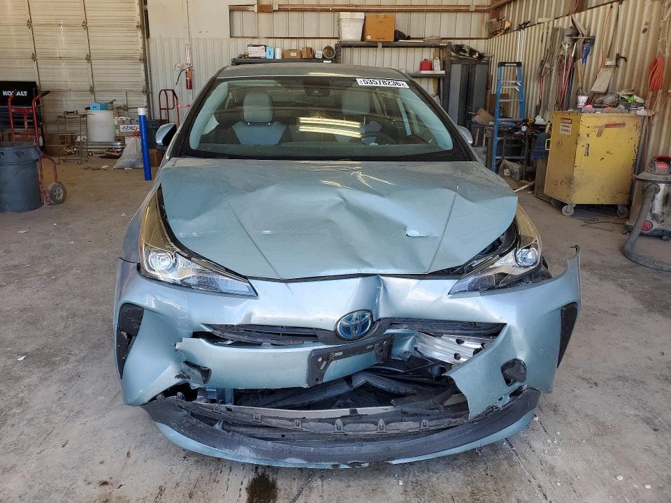 2019 TOYOTA PRIUS LE 5