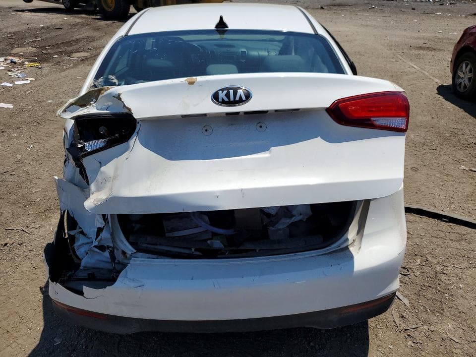 2017 KIA FORTE LX 6