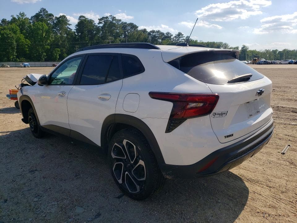2025 CHEVROLET TRAX 2RS 2