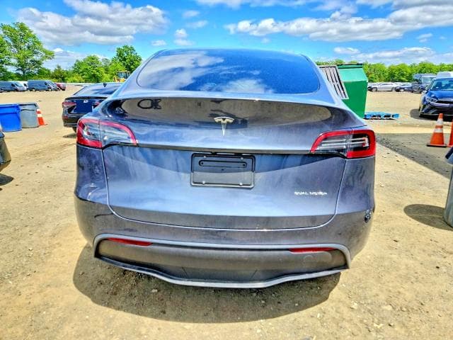 2023 TESLA MODEL Y 6