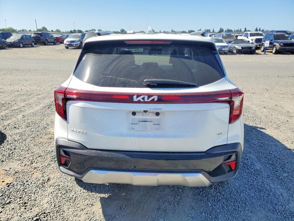 2024 KIA SELTOS S 6
