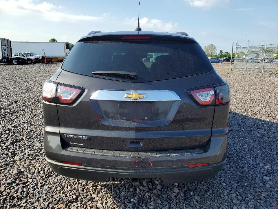 2017 CHEVROLET TRAVERSE LS 6