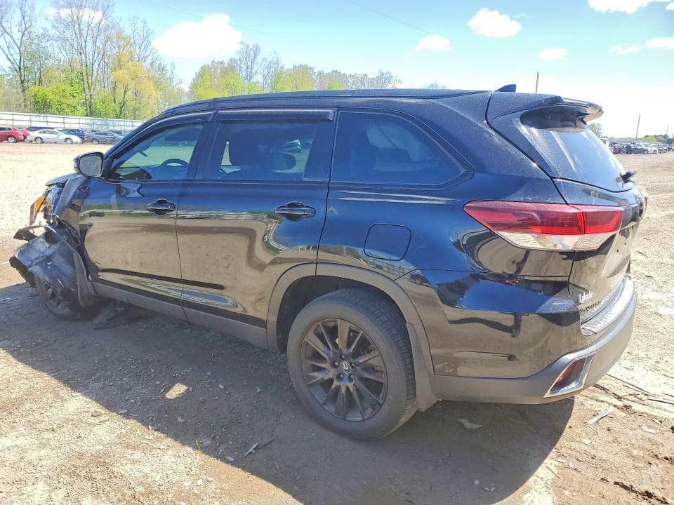 2019 TOYOTA HIGHLANDER XLE 2
