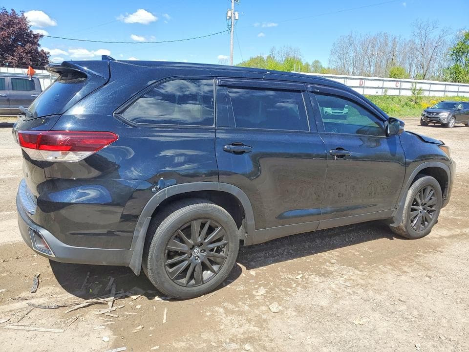 2019 TOYOTA HIGHLANDER XLE 3