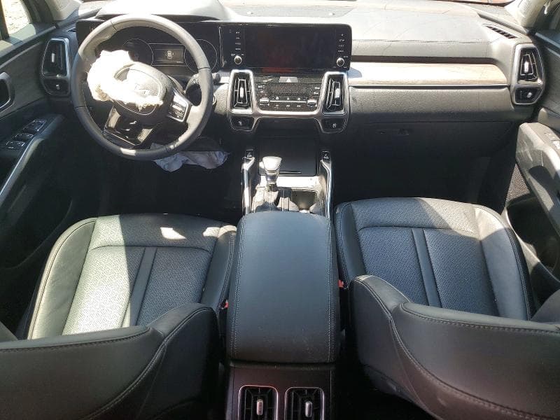 2023 KIA SORENTO EX 8