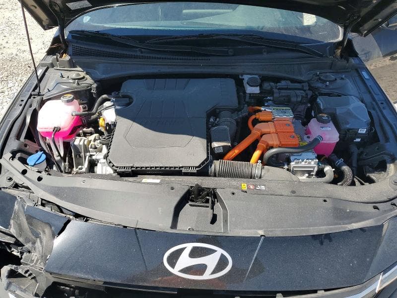 2025 HYUNDAI ELANTRA HYBRID SEL SPORT 11
