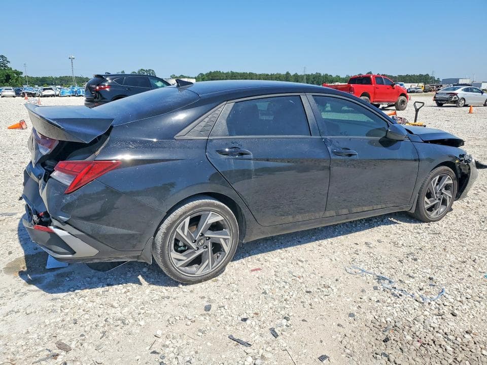 2025 HYUNDAI ELANTRA HYBRID SEL SPORT 3