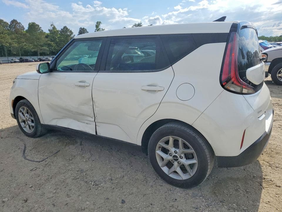 2023 KIA SOUL LX 2