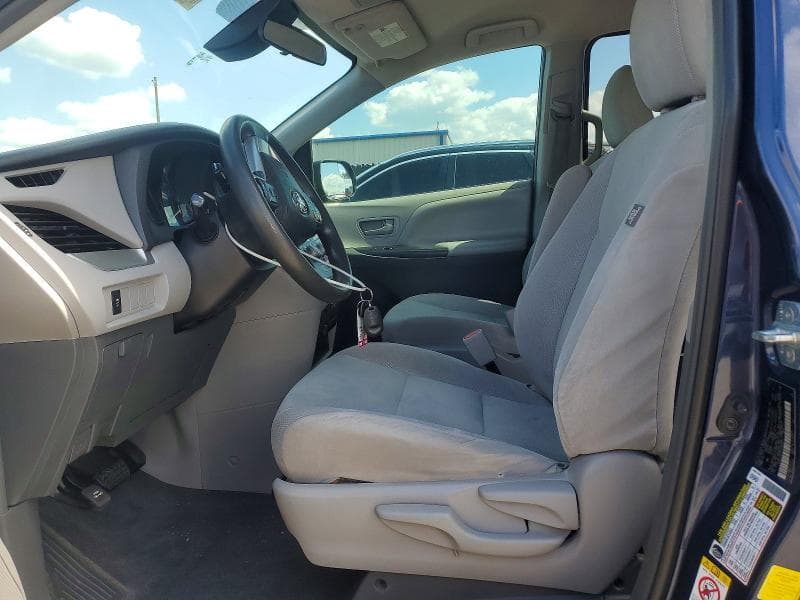2019 TOYOTA SIENNA L 7-PASSENGER 7