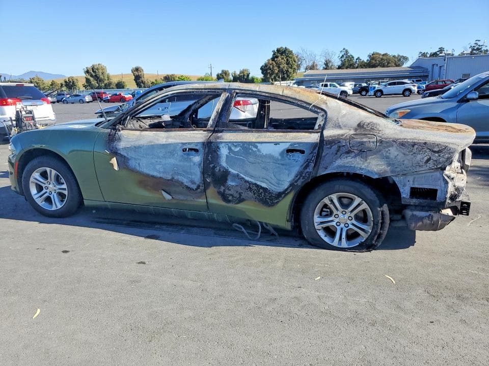 2022 DODGE CHARGER SXT 2