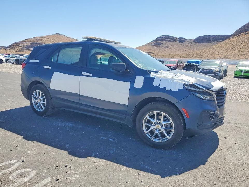 2024 CHEVROLET EQUINOX LS 4