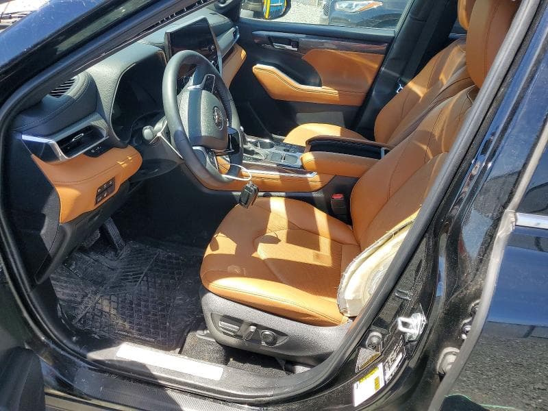 2024 TOYOTA HIGHLANDER HYBRID PLATINUM 7