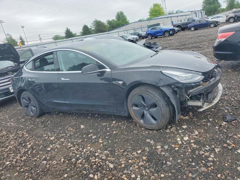 2019 TESLA MODEL 3 4