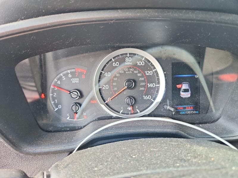 2021 TOYOTA COROLLA SE 9