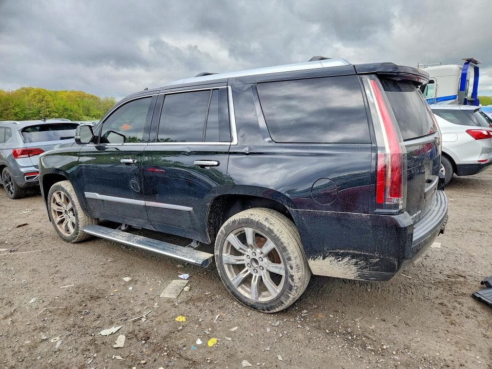 2017 CADILLAC ESCALADE PLATINUM 2