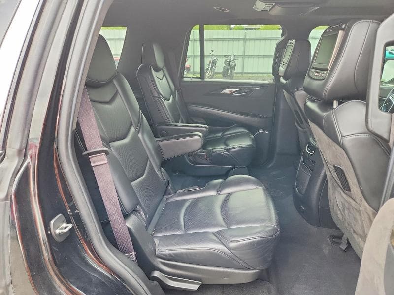 2017 CADILLAC ESCALADE PLATINUM 11