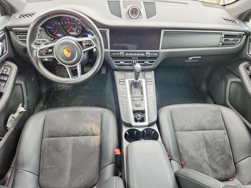 2020 PORSCHE MACAN 8