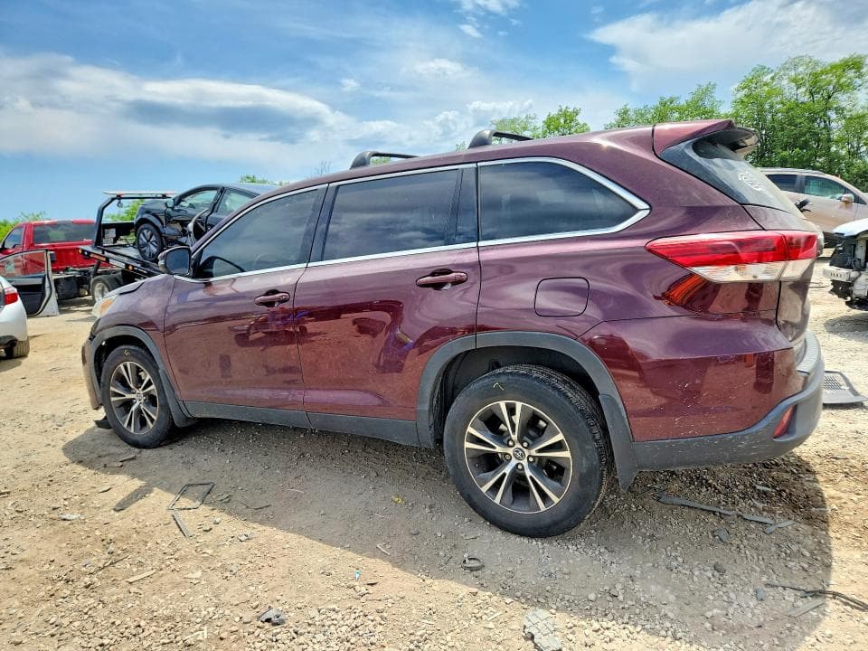 2019 TOYOTA HIGHLANDER LE PLUS LE PLUS 2