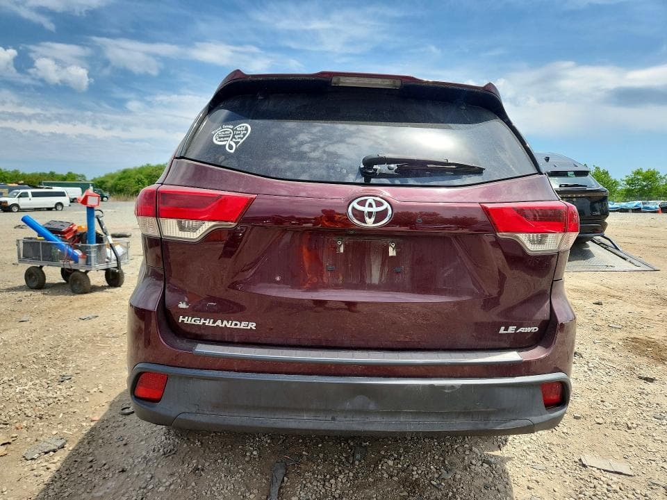 2019 TOYOTA HIGHLANDER LE PLUS LE PLUS 6