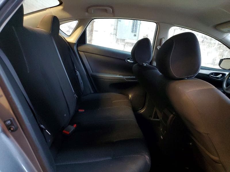 2018 NISSAN SENTRA S S 10